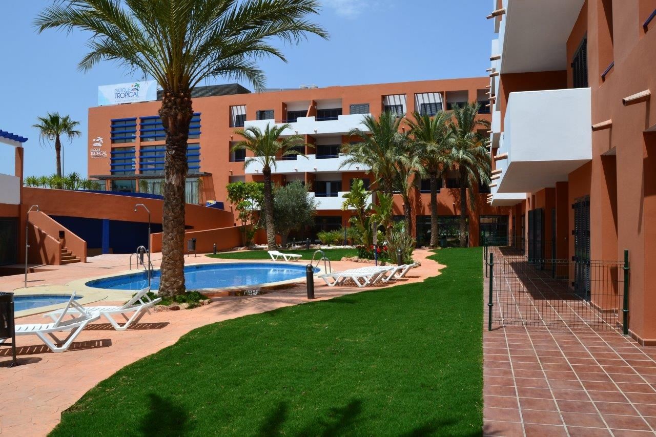 Apartamentos Turisticos Parque Tropical Vera Exterior photo