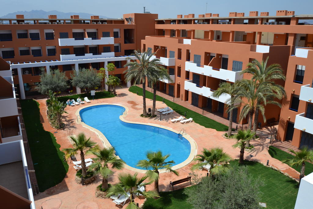 Apartamentos Turisticos Parque Tropical Vera Exterior photo